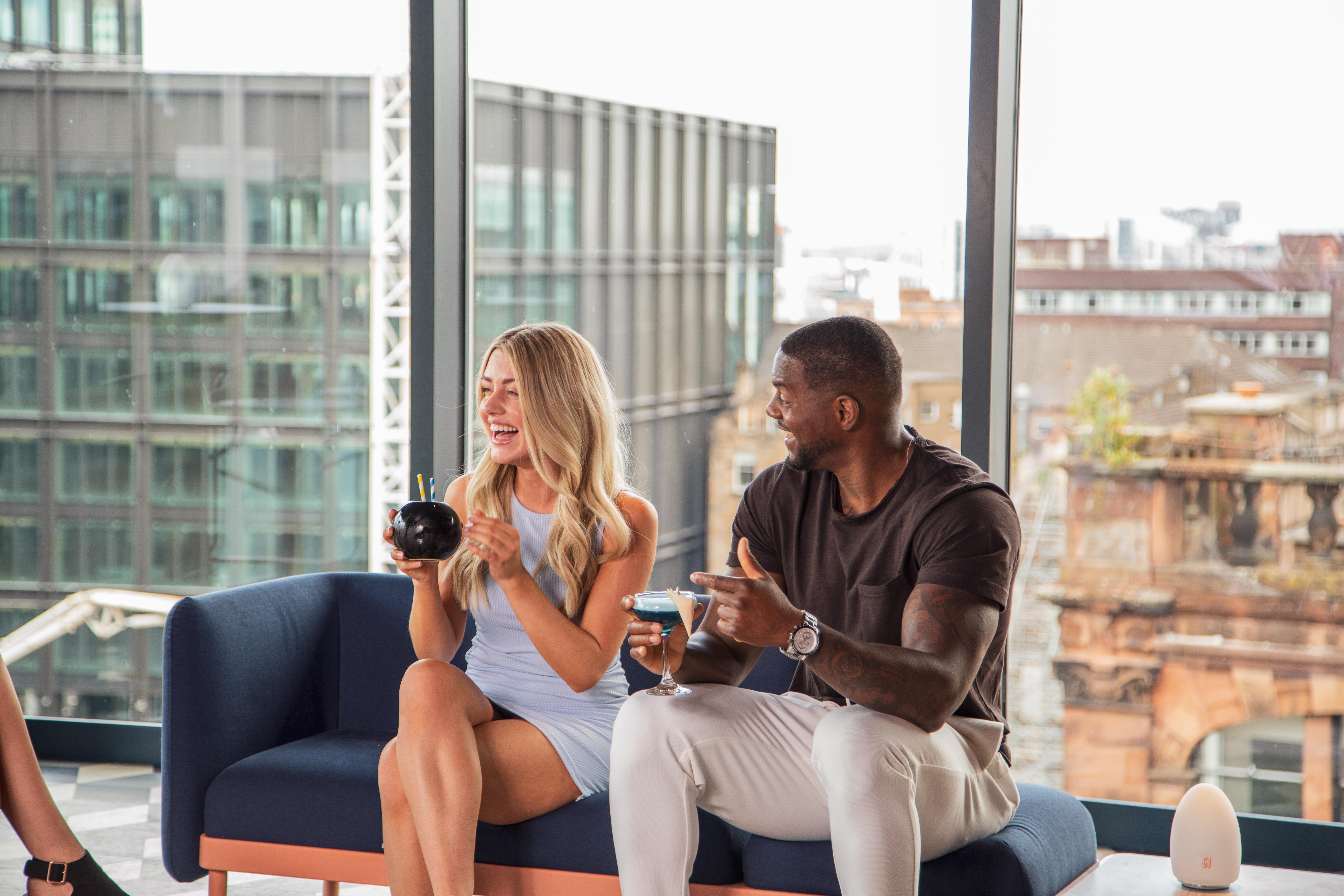 Yotel Glasgow Luaran gambar "I'm not a fan of the way you talk to me."
