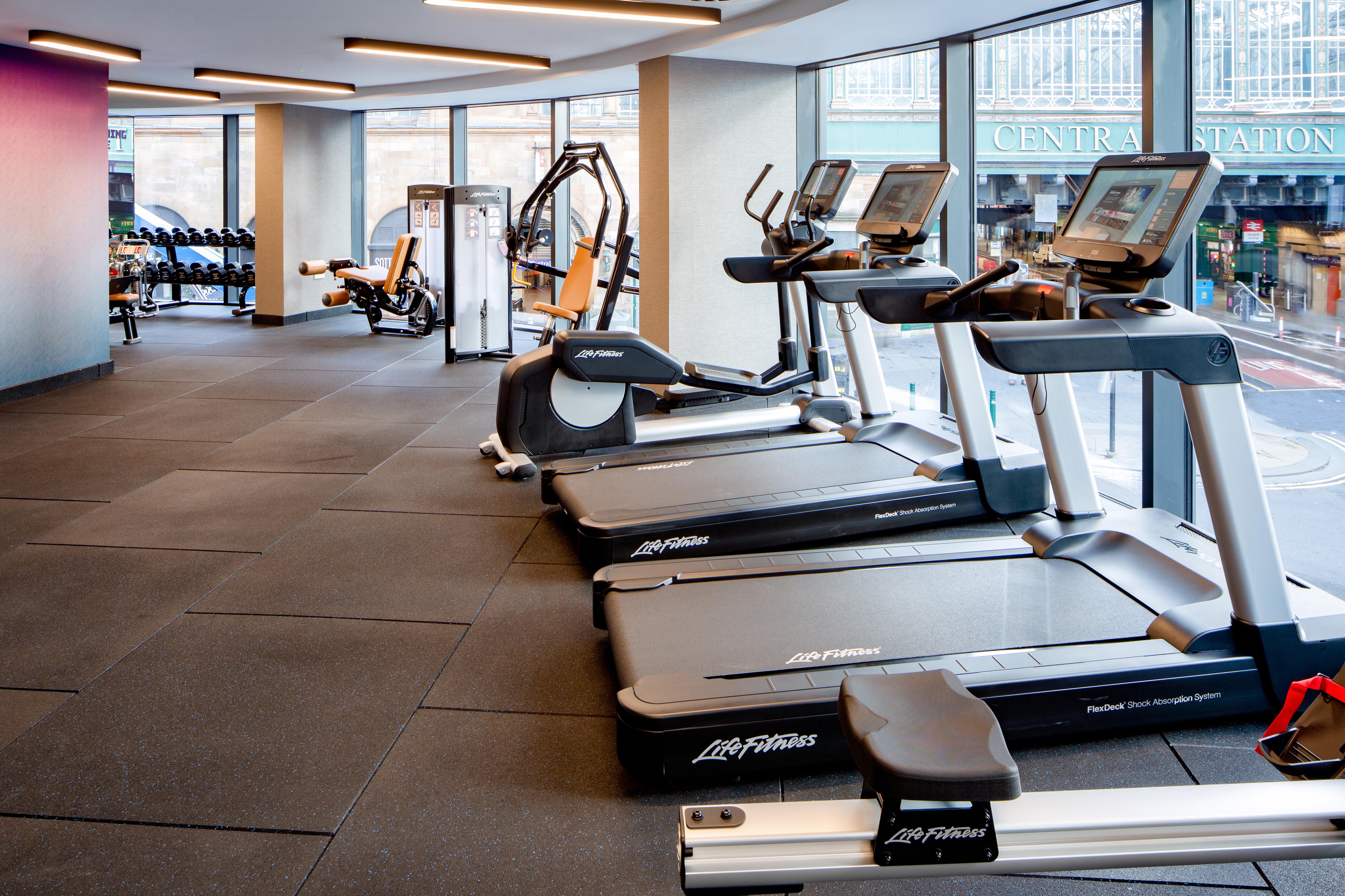 Yotel Glasgow Luaran gambar Life Fitness